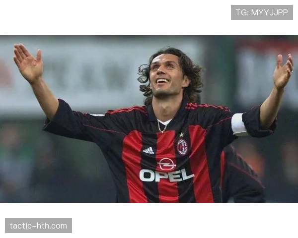 马尔蒂尼传奇影响力持续塑造现代足球,球队文化变革引发广泛关注 马尔蒂尼传奇影响力持续塑造现代足球,球队文化变革引发广泛关注